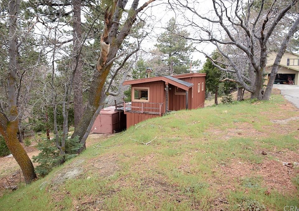 1st image of 33113 Holcomb Creek Dr