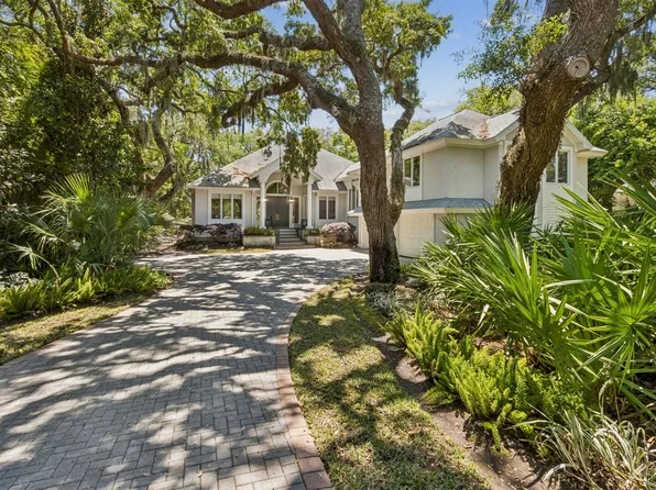 4 Salt Marsh Dr, Fernandina Beach, FL 32034