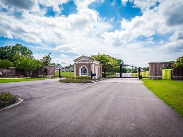 390 Lexington Manor Ln #24, Eads, TN 38028