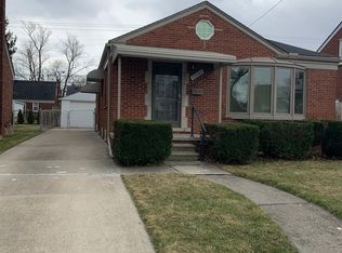 13285 Birrell St, Southgate, MI 48195