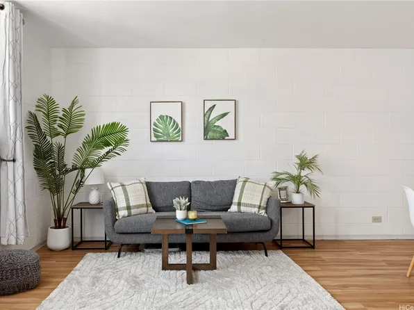 98-1032 Moanalua Rd APT 3-305, Aiea, HI 96701