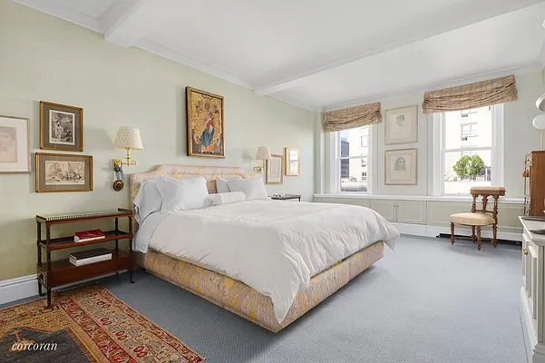 Sold by Corcoran | media 14