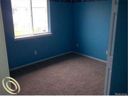 4th image of 23439 Boller Ct
