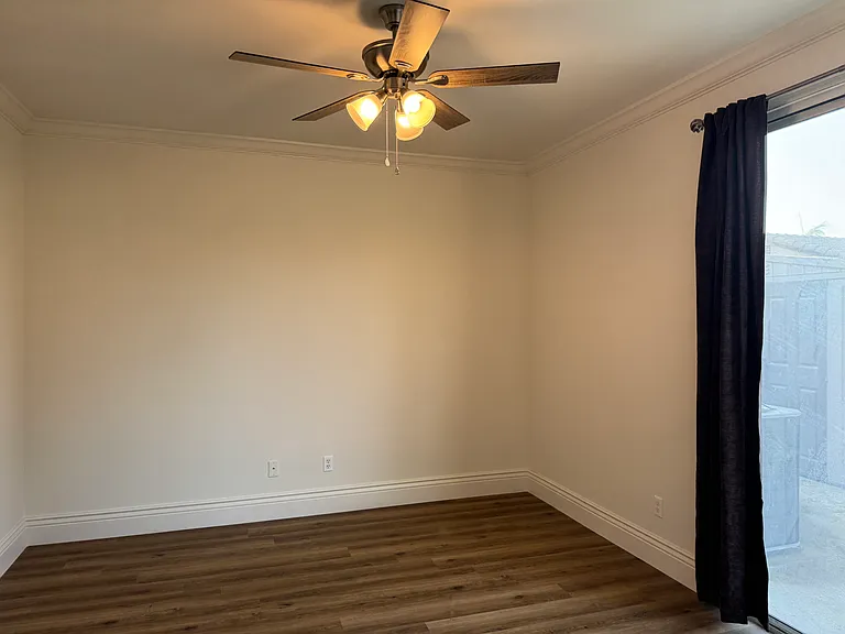 2222 W Vine Ave — Photo 16