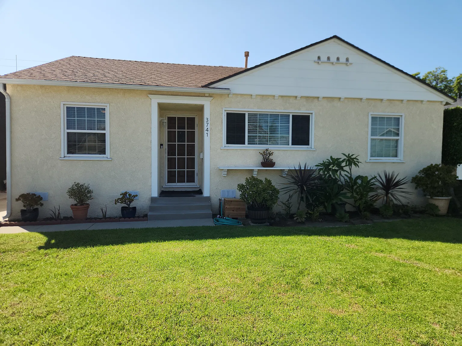 3 bed, 1747 sqft, $4,800 — Photo 1