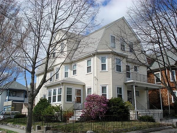1st image of 44 Dartmouth St #1