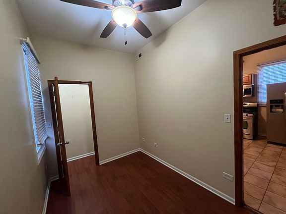 4th image of 2028 N Hamlin Ave #1