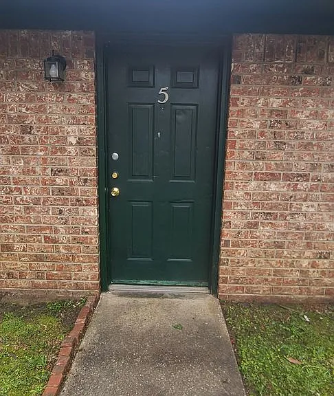 318 Houston St #1-10 — Photo 2