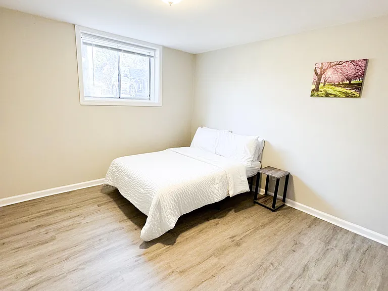 Heatherwood Ln — Photo 1