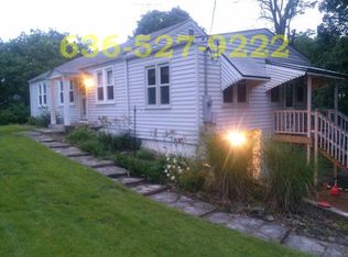 739 Lakeview Rdg, Fenton, MO 63026