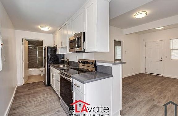 5th image of 2036 Chariton St
