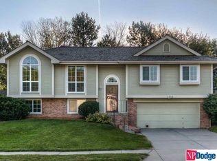 1305 N 156th Ave, Omaha, NE 68118