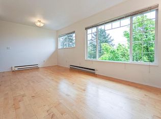 5311 S Corbett Ave APT 8, Portland, OR 97239