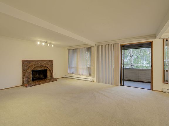 5th image of 3055 80th Ave SE APT 106
