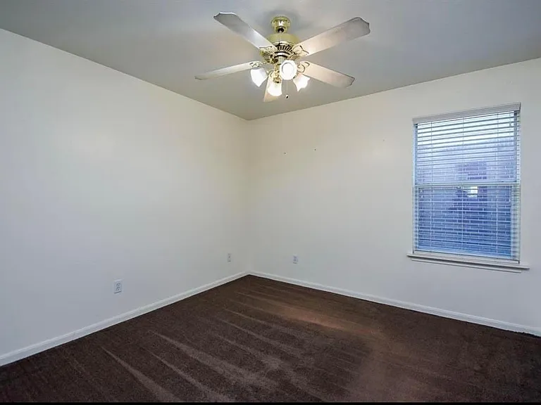 20802 Oak Rain Ct — Photo 16