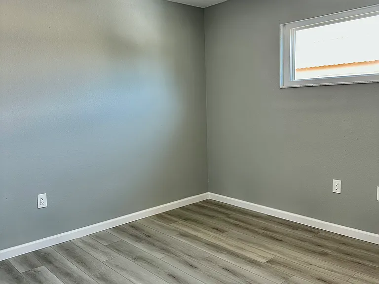 460 Base Ave E #129 — Photo 14