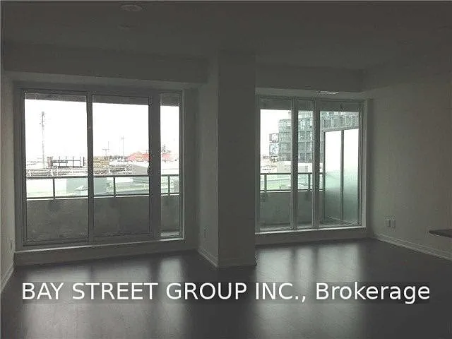 150 E Liberty St #511 — Photo 2