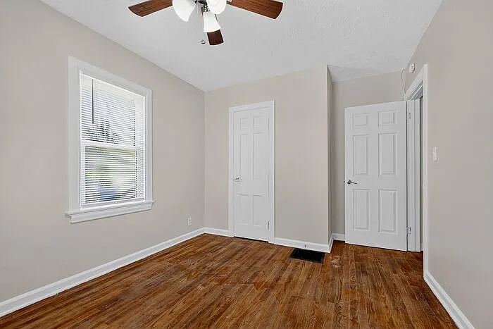 39 N Catherwood Ave — Photo 12