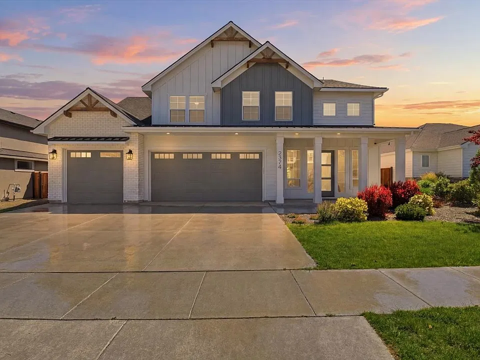 2374 S Pelion Way