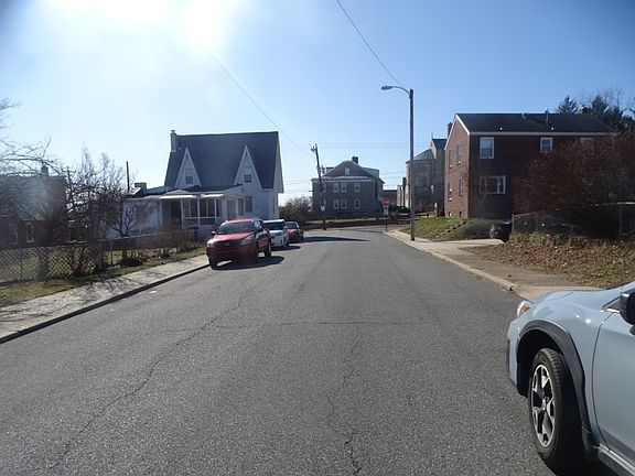 4th image of 700 S Rodney St