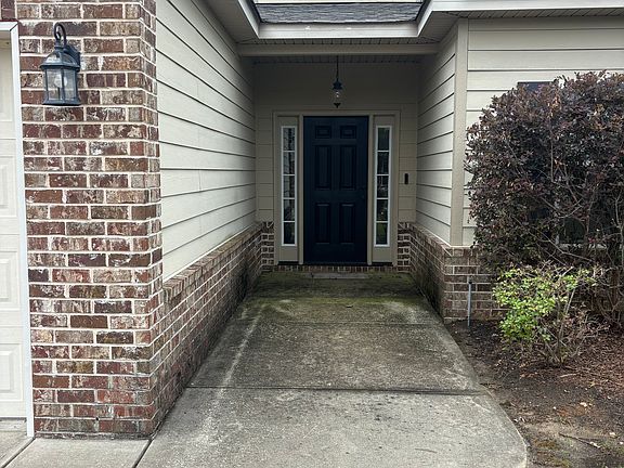 4th image of 1201 Derby Ln