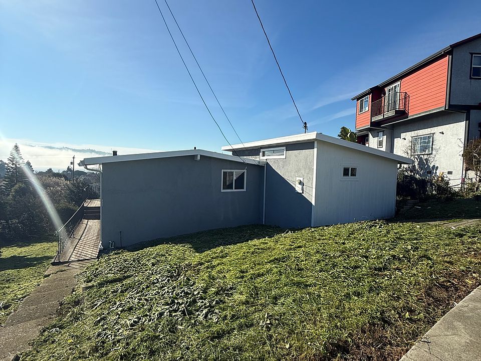 1st image of 79 Carolina Dr