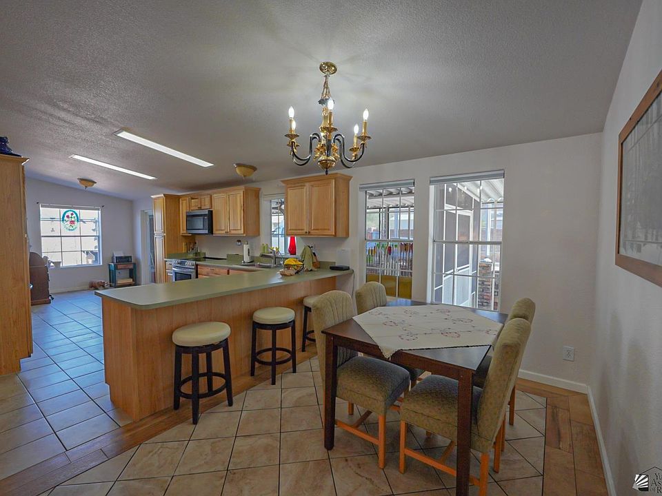 1st image of 14362 E Warren Dr