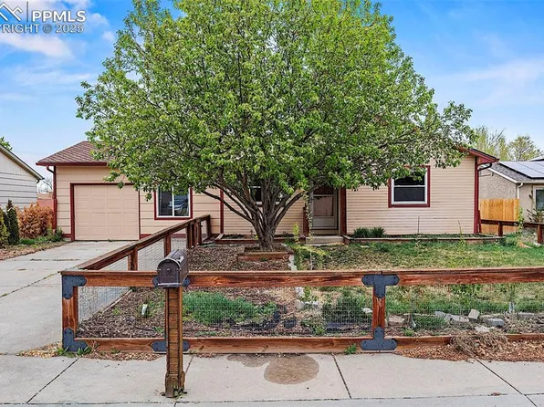 3380 Foxridge Dr, Colorado Springs, CO 80916