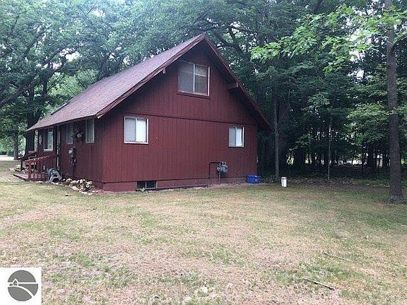 3rd image of 1059 Bundy Dr