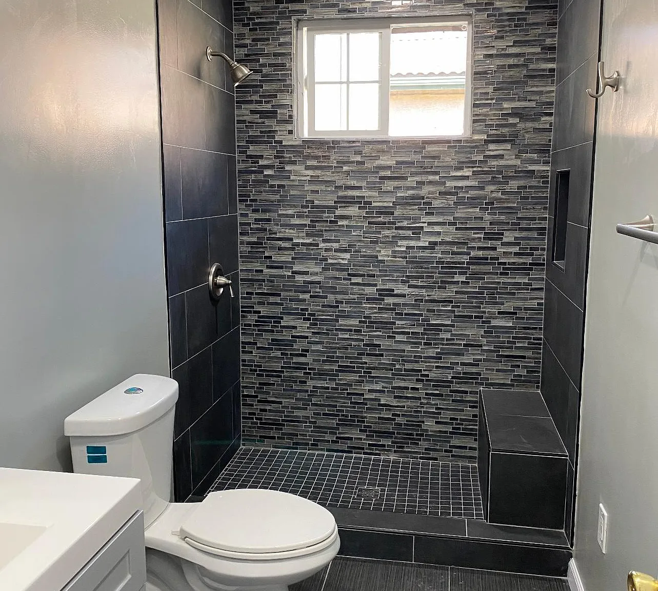 3 bed, 1050 sqft, $3,650 — Photo 4