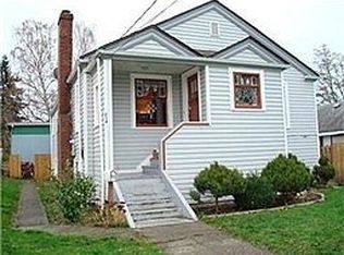 214 E Spruce St, Mount Vernon, WA 98273