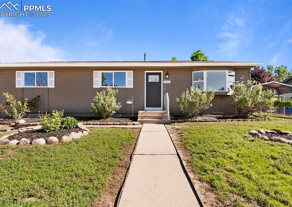 1st image of 727 Winnepeg Dr