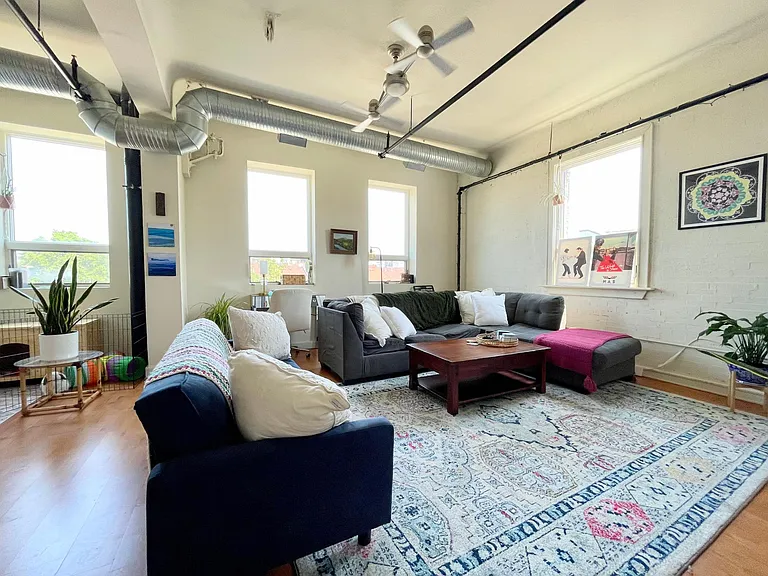 431 Fairmount Ave #2G — Photo 3