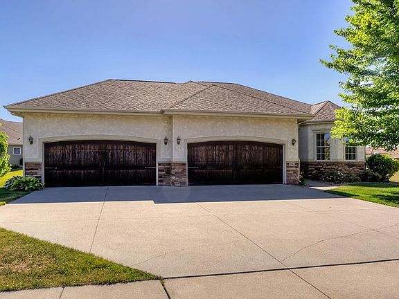 2nd image of 1743 Driftwood Dr SW