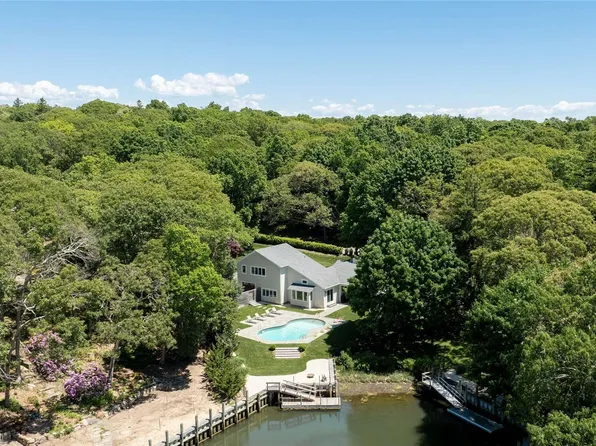 4000 Wunneweta Road, Cutchogue, NY 11935