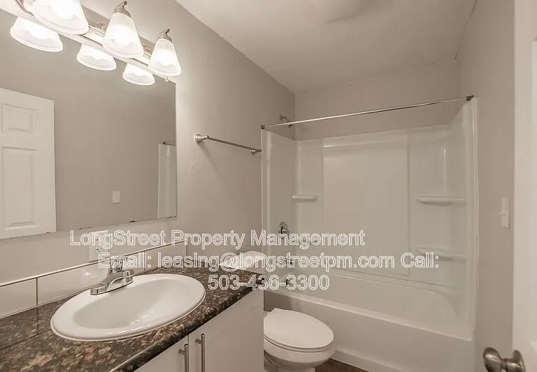208 5th Ave SE #208 — Photo 39