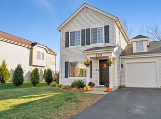 625 Briarcliff Dr, Minooka, IL 60447