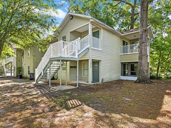 3425 SW 29th Ter APT B102, Gainesville, FL 32608