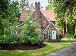 33350 Jackson Rd, Moreland Hills, OH 44022