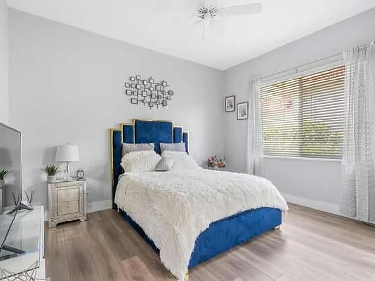 11836 Osprey Pointe Cir — Photo 14