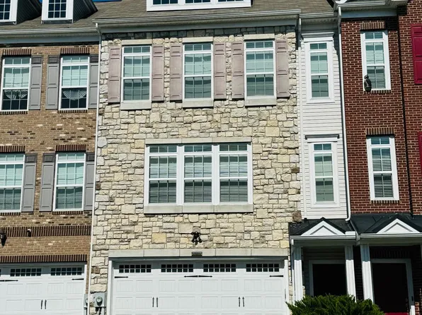 12395 Sandstone St, Waldorf, MD 20601