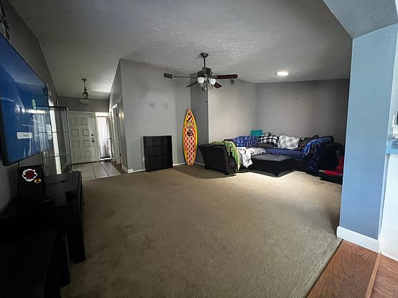 3rd image of 3267 Fox Lake Dr