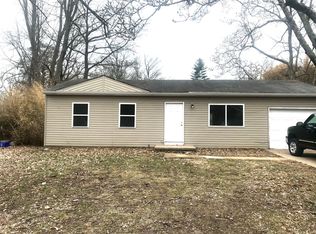 617 W Owens St, Carbondale, IL 62901