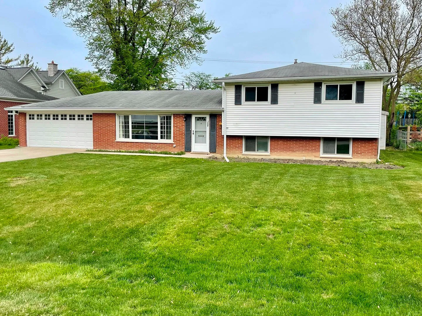 1327 Pam Anne Dr photo 1
