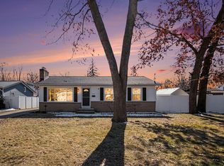 962 42nd St SW, Wyoming, MI 49509
