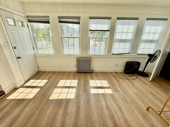 3rd image of 161 Bates Ave #161