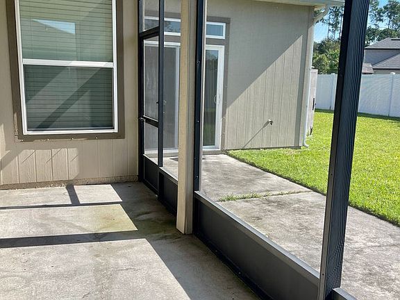 3rd image of 95042 Lavender Ln