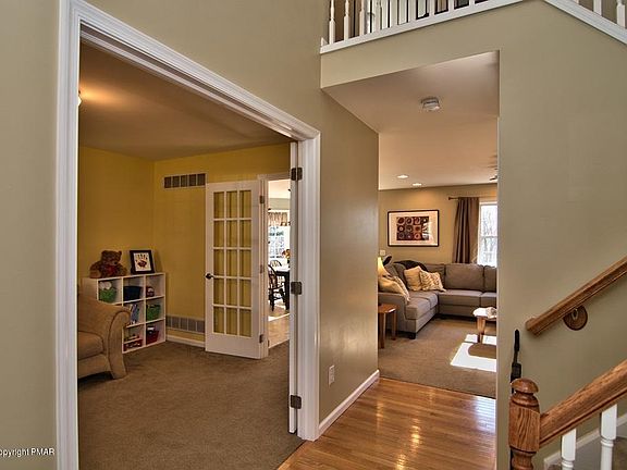 5th image of 2512 Highview Dr