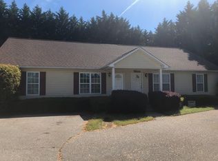 14 Leemike Ct, Taylors, SC 29687