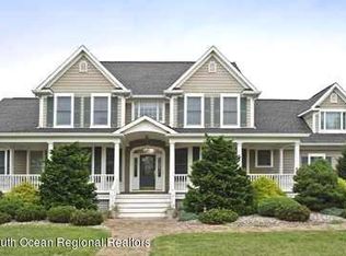 32 Farm Ln, Millstone Township, NJ 08555